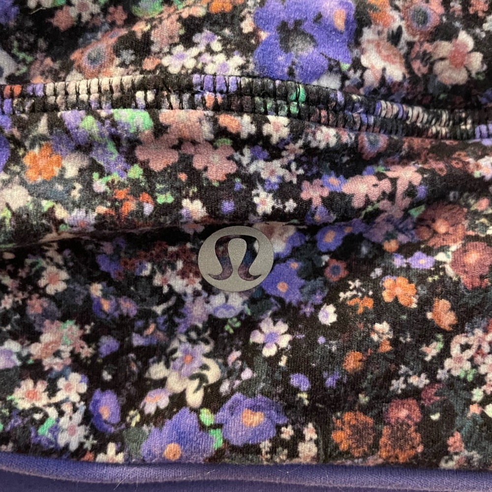 Lululemon Align Reversible size 2 - Picture 8 of 8